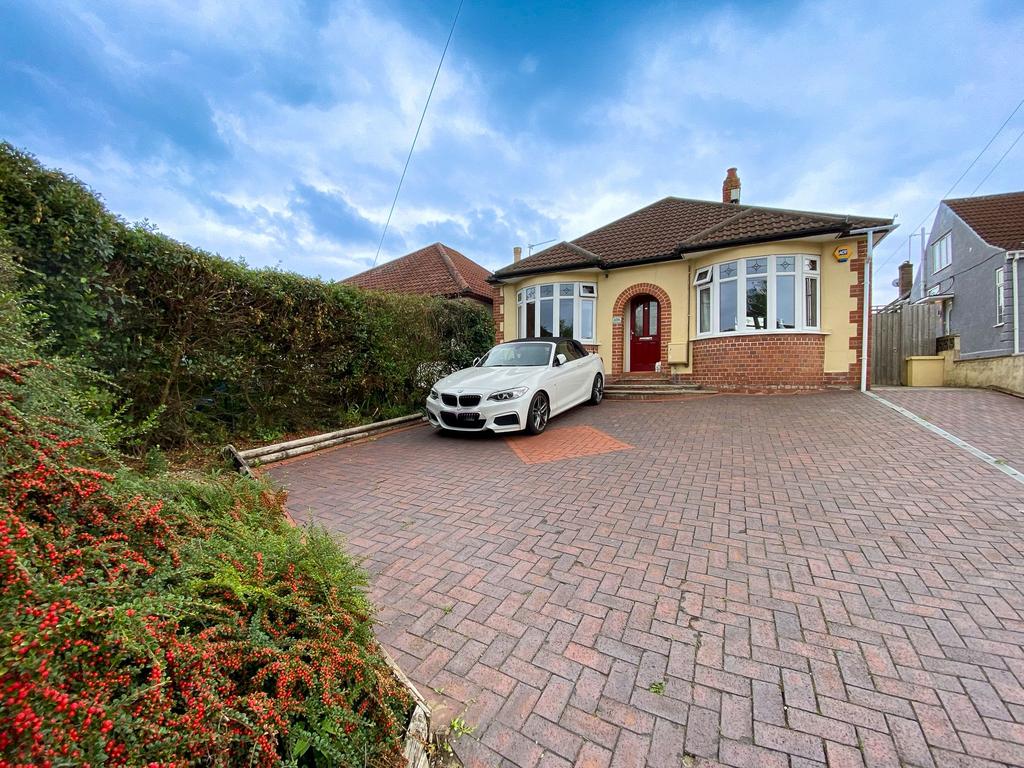 Wells Road, Bristol, BS14 3 bed detached bungalow for sale £550,000