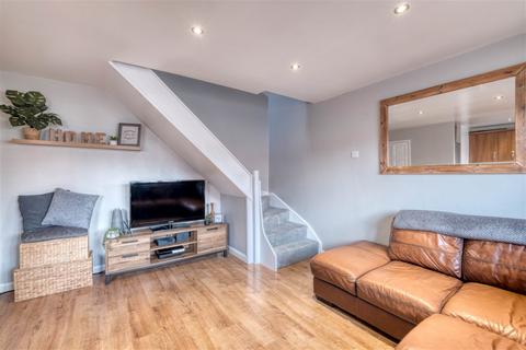 8 Bilbury Close, Redditch, B97 5XN