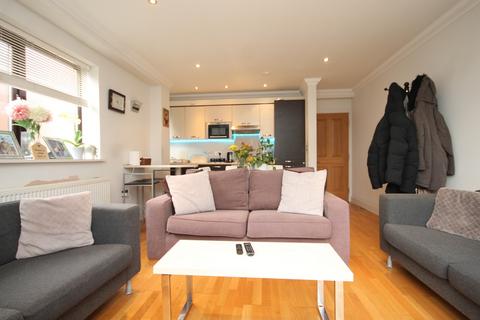 2 bedroom flat to rent, Maple Leaf, Broomfield Lane, Palmers Green, N13