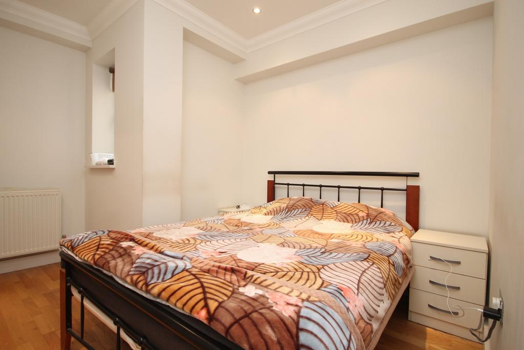 Bedroom2