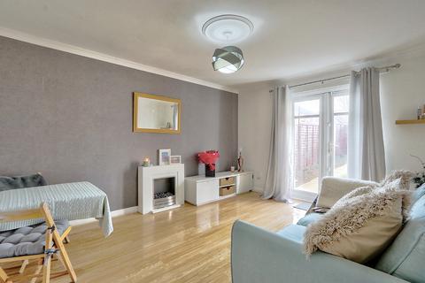 5 Cuthbert Close, Thornaby, Stockton-on-tees, TS17 6PJ