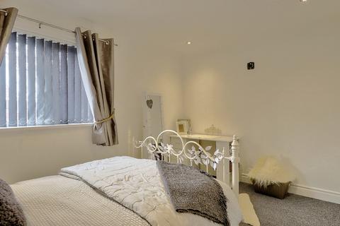 5 Cuthbert Close, Thornaby, Stockton-on-tees, TS17 6PJ