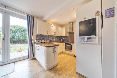 35 Constance Crescent, Bromley, BR2 7QH
