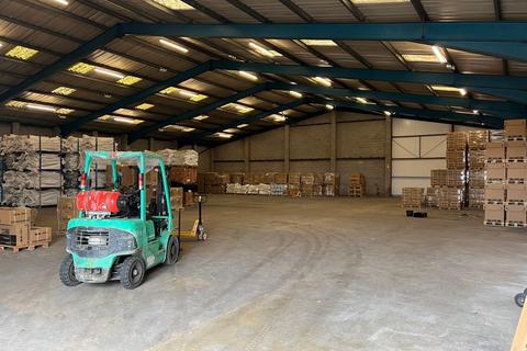Distribution warehouse to rent, Evercreech, Shepton Mallet