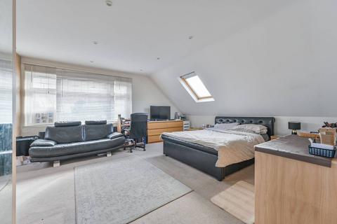 undefined, Kenton Road, Harrow, HA1