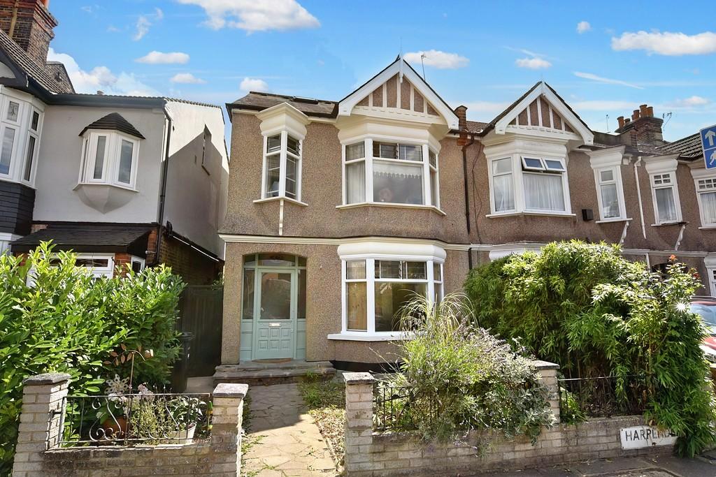 Harpenden Road, Aldersbrook 5 bed end of terrace house for sale £950,000