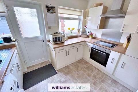 12 Parc Bron Deg, Dyserth, Rhyl, LL18 6BQ