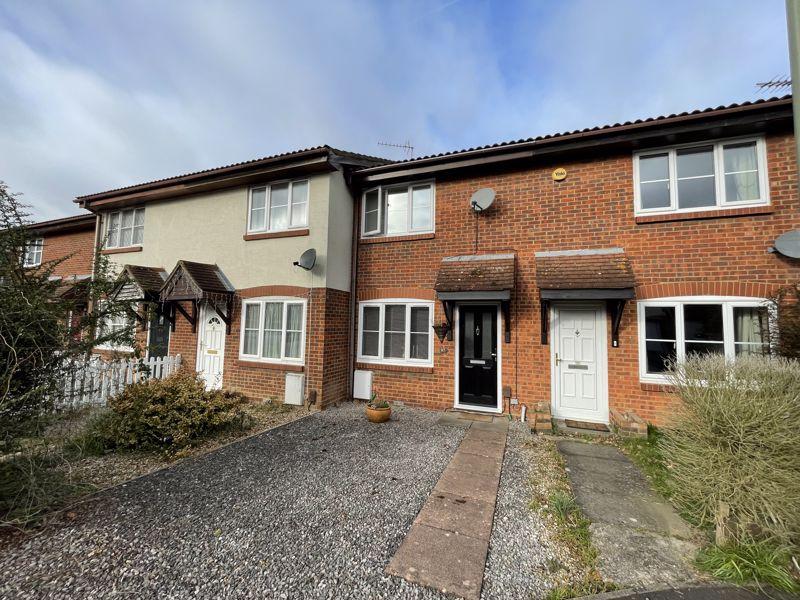 Walker Gardens, Grange Park, SO30 2RH 2 bed terraced house £260,000