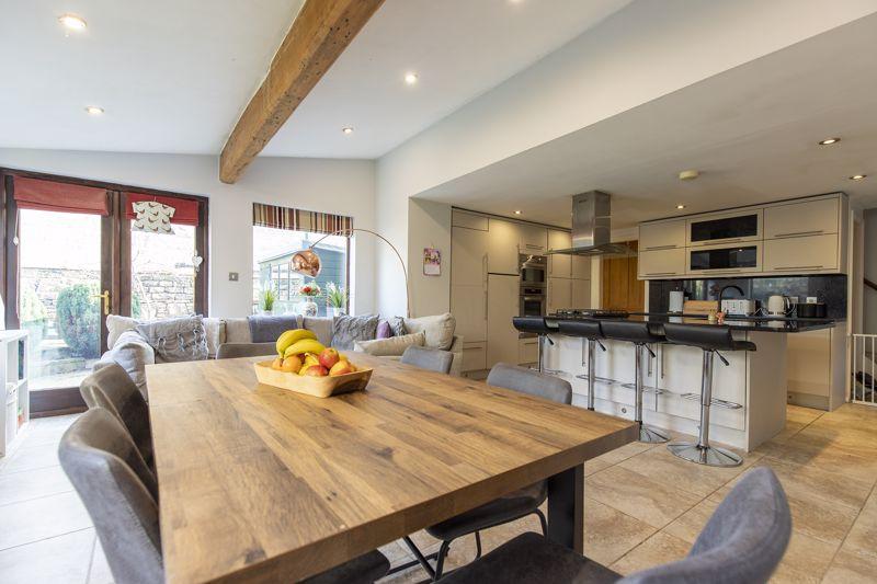 Family Room /...