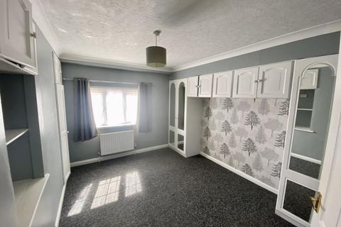 86 Garden Road, Dunstable, LU6 3JD