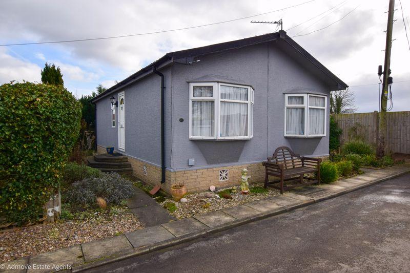 Park Garage, Agden Brow, Lymm 2 bed park home for sale £90,000