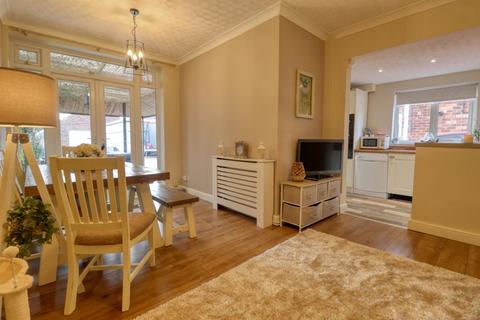 16 Moors Road, Scunthorpe, DN15 7EL