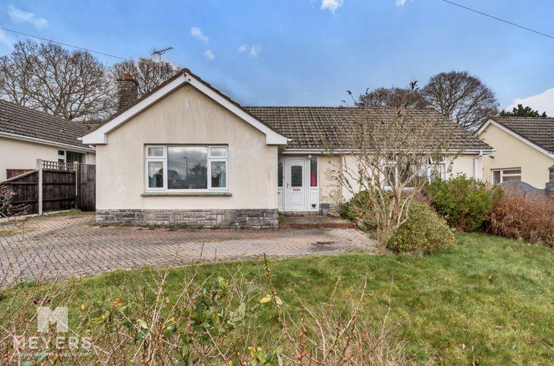 Maxwell Road, Broadstone, BH18 3 bed bungalow £550,000
