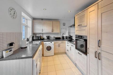 undefined, Claremont Close, Sanderstead, Surrey, CR2 9EQ