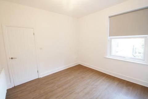2 bedroom maisonette to rent, Briscoe Road, Colliers Wood, London, SW19
