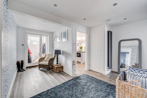 8 Marine Crescent, Goring By Sea, Worthing, BN12 4JF