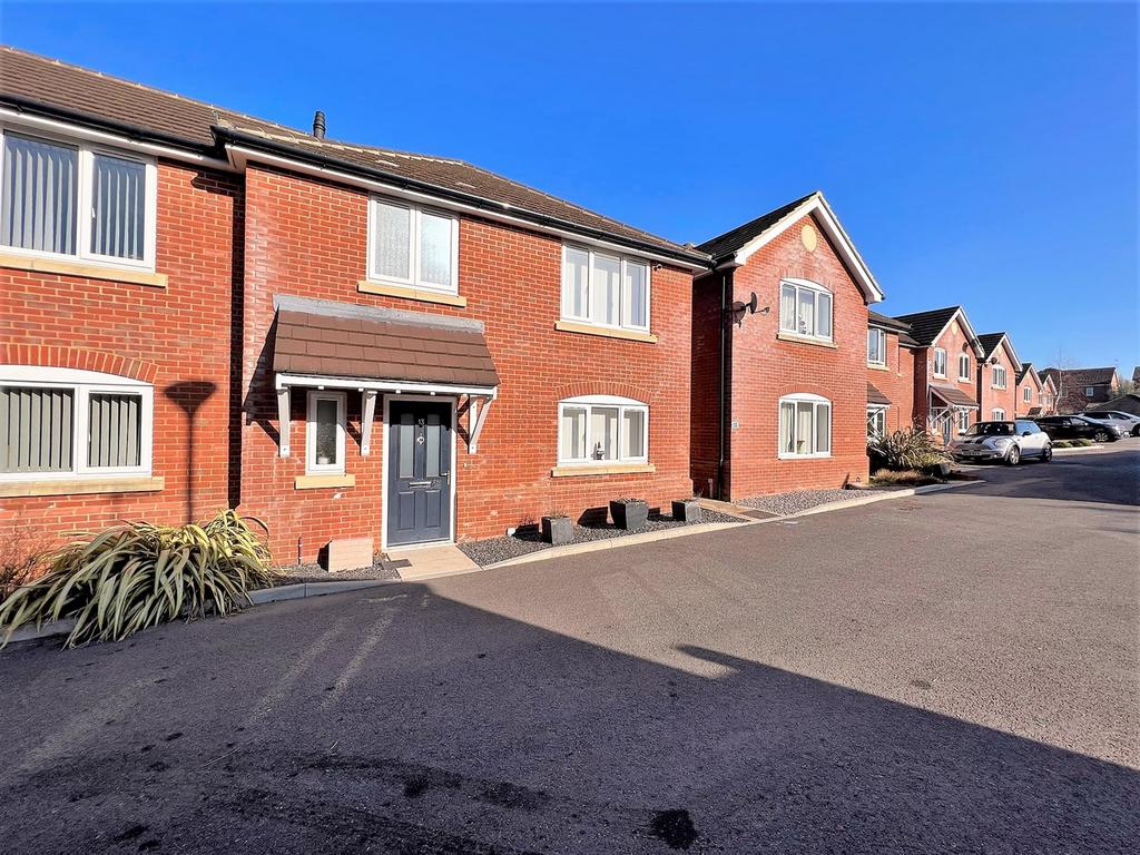 Leverett Gardens Poole Fasci Garden