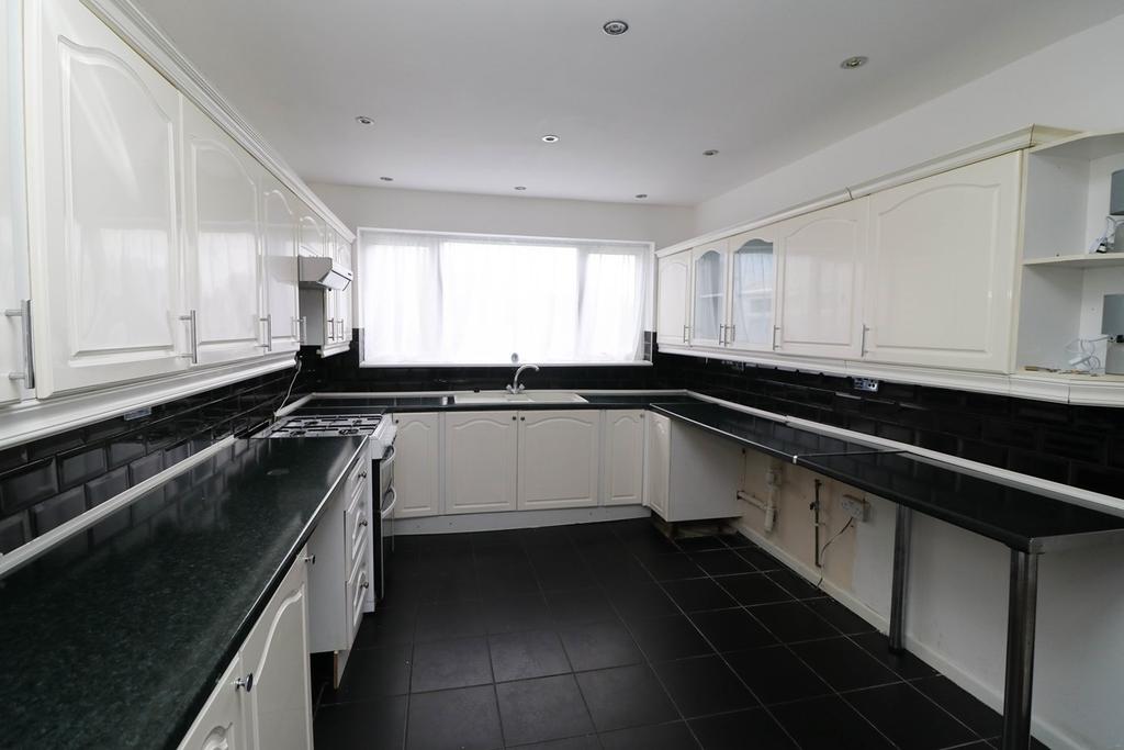 Ford Lane, Alresford, Colchester, CO7 5 bed semidetached house for