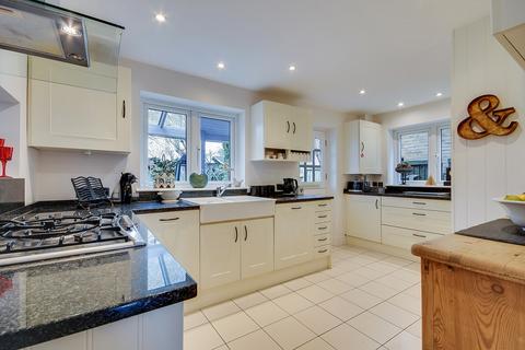 4 bedroom detached house for sale, Church Street, Billericay, CM11