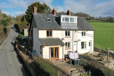 3 bedroom end of terrace house for sale, Hemyock, Cullompton, Devon, EX15