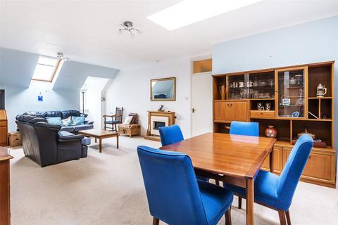 2 bedroom retirement property for sale, Canterbury Court, Station Road, Dorking, Surrey, RH4