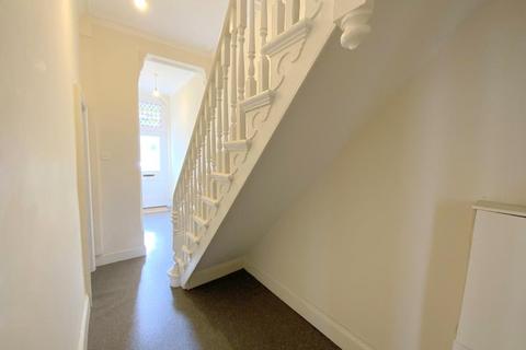 105 Welholme Road, Grimsby, DN32 0NQ