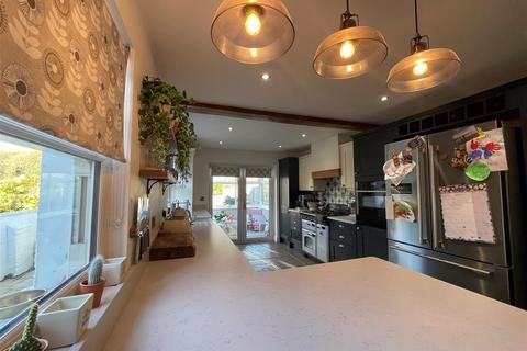 35 Ashburnham Road, Pembrey, Burry Port, SA16 0TP