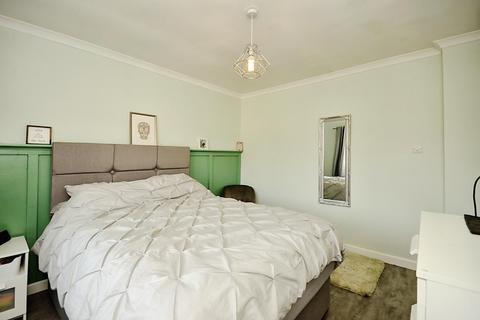 375 Lowedges Crescent, Sheffield, S8 7LL
