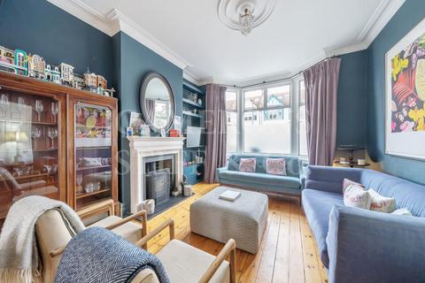 27 Hanover Road, London, NW10 3DJ