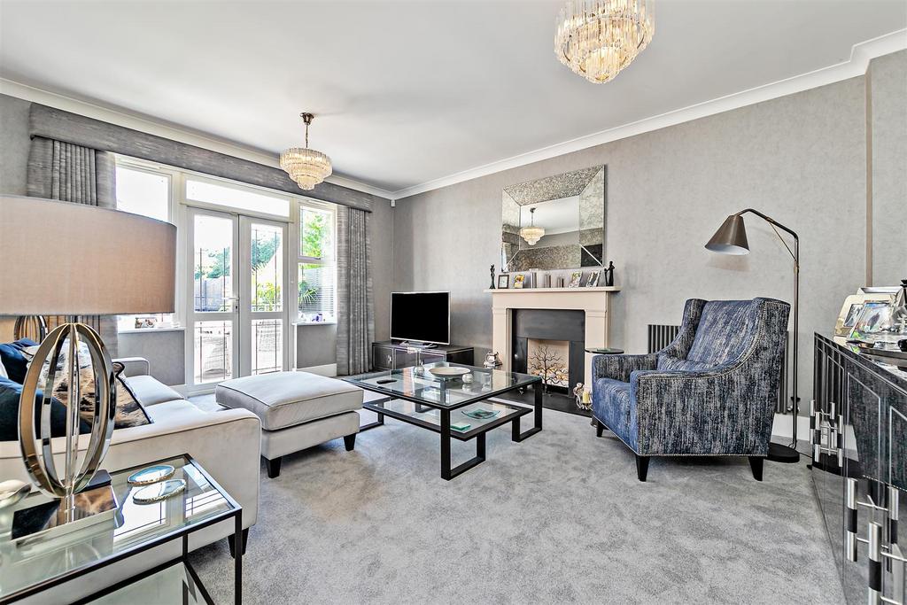 41 Ellis Fields-20.jpg
