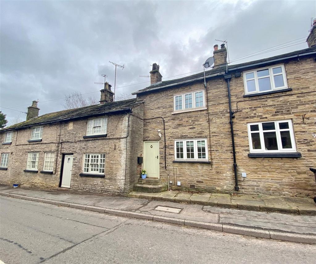 Hawkins Lane, Macclesfield 2 bed terraced house - £230,000