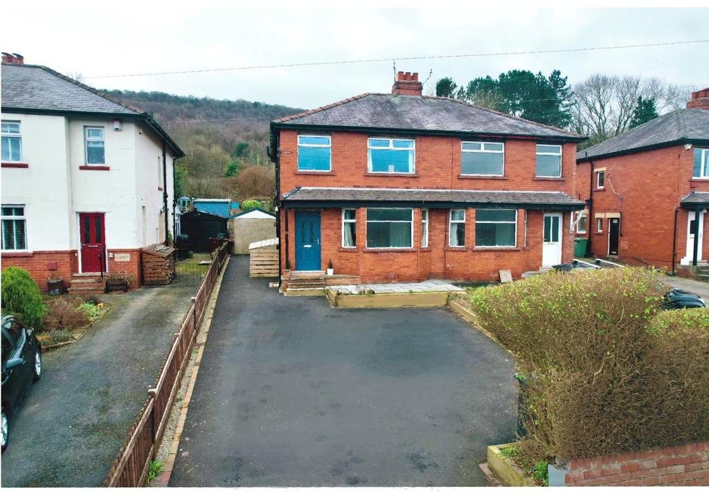 Bradford Road, Otley, LS21 3 bed semidetached house £395,000