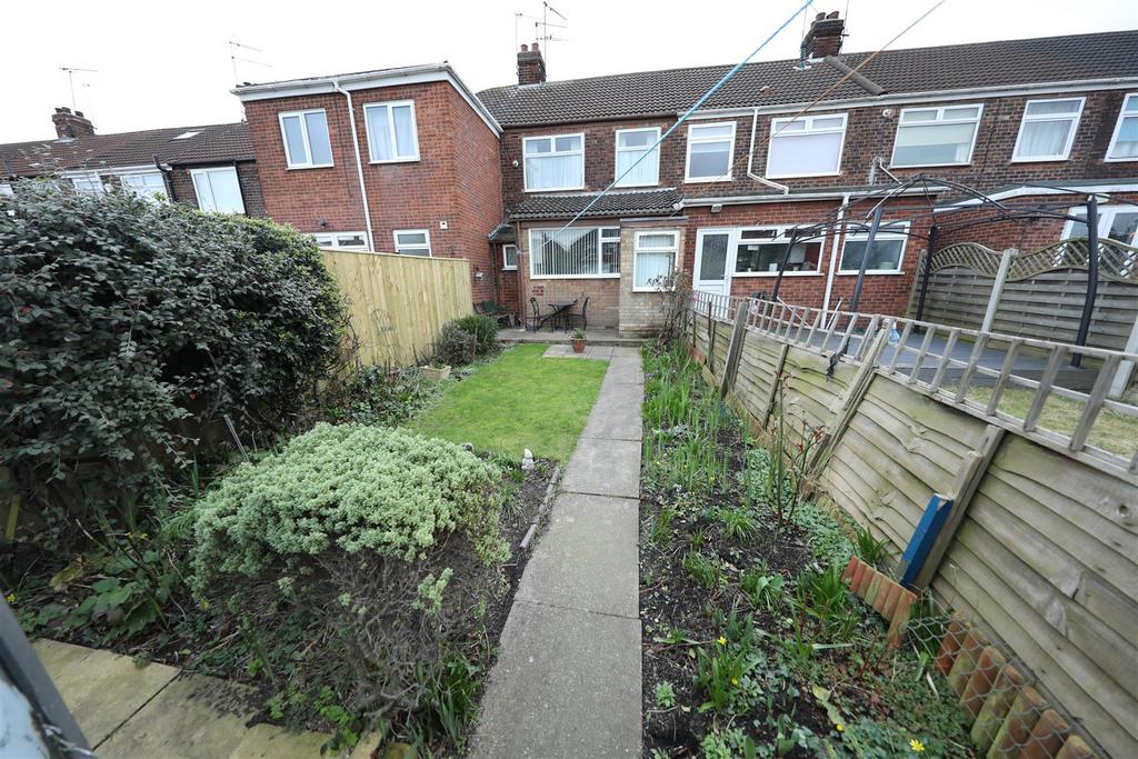 Rockford Avenue, Hull 3 bed terraced house £110,000