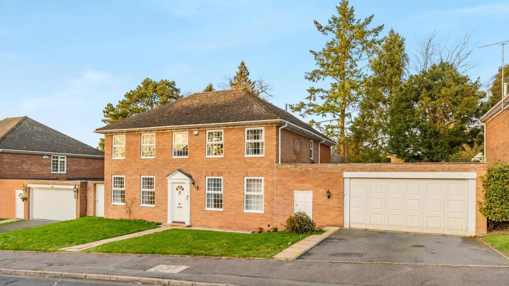 Fairlands Park, Coventry 5 bed detached house £825,000