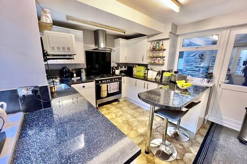 8 bedroom house for sale, Holyhead Road, Betws-Y-Coed