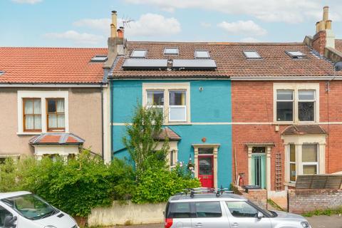 9 Gratitude Road, Bristol, BS5 6EH