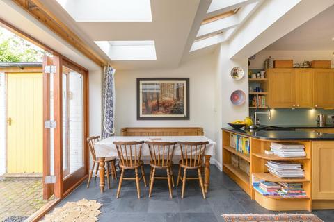 9 Gratitude Road, Bristol, BS5 6EH