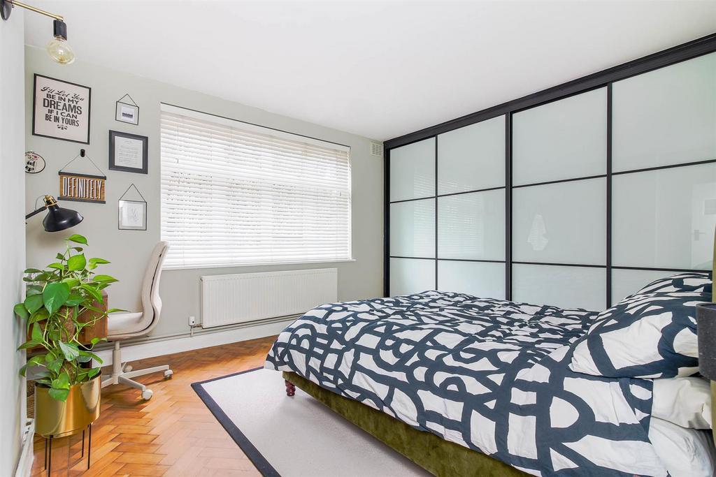 Bed1 (1 of 1).jpg