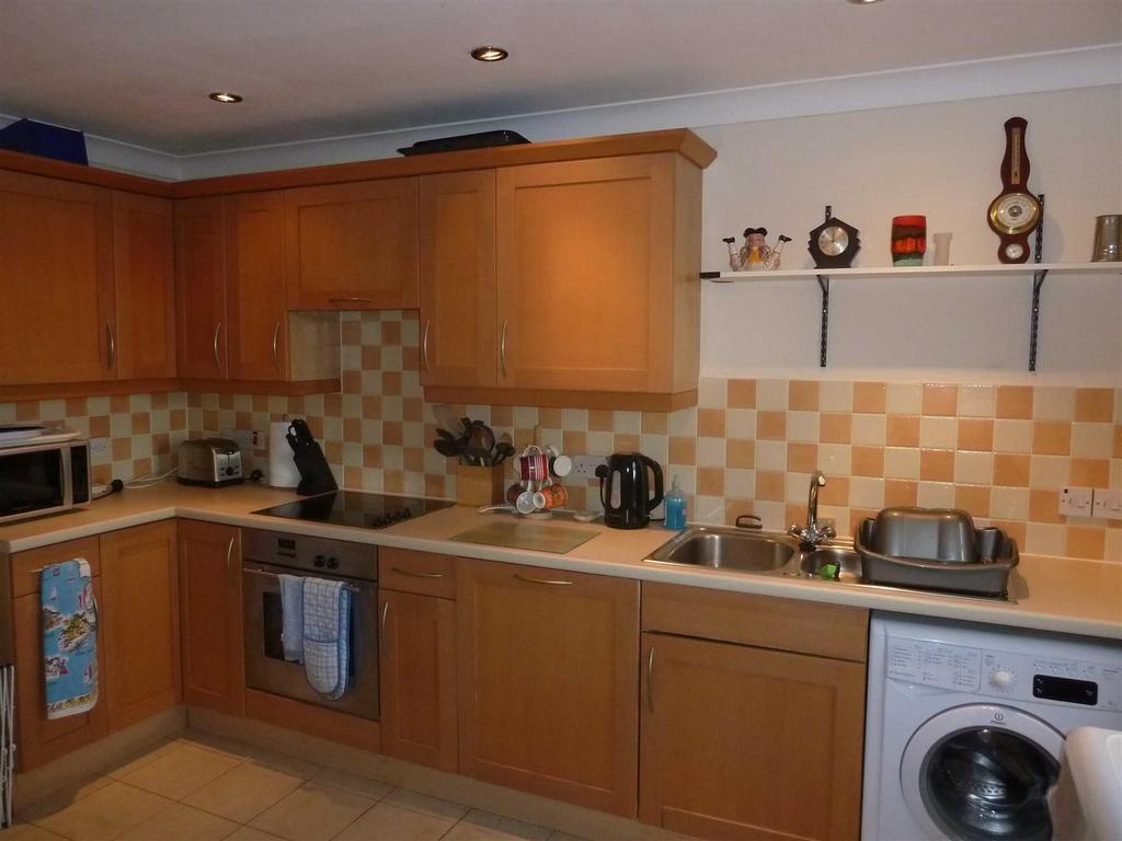 Barle Court, Tiverton 1 bed apartment £600 pcm (£138 pw)
