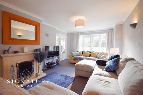 42 Pembridge Road, Bovingdon, Hemel Hempstead, HP3 0QN