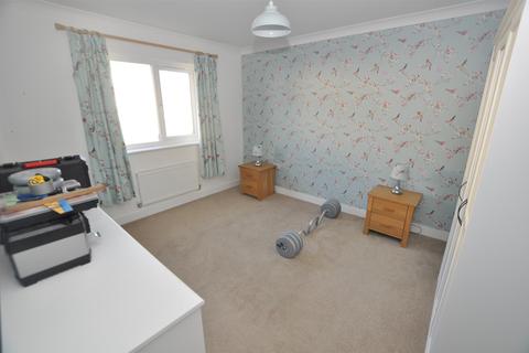 42 Cae Gwyrdd, St Clears, Carmarthen, SA33 4BE