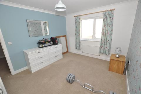 42 Cae Gwyrdd, St Clears, Carmarthen, SA33 4BE