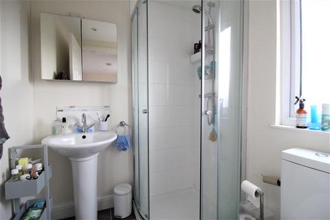 84 Sunnymede Avenue, Epsom, KT19 9TJ