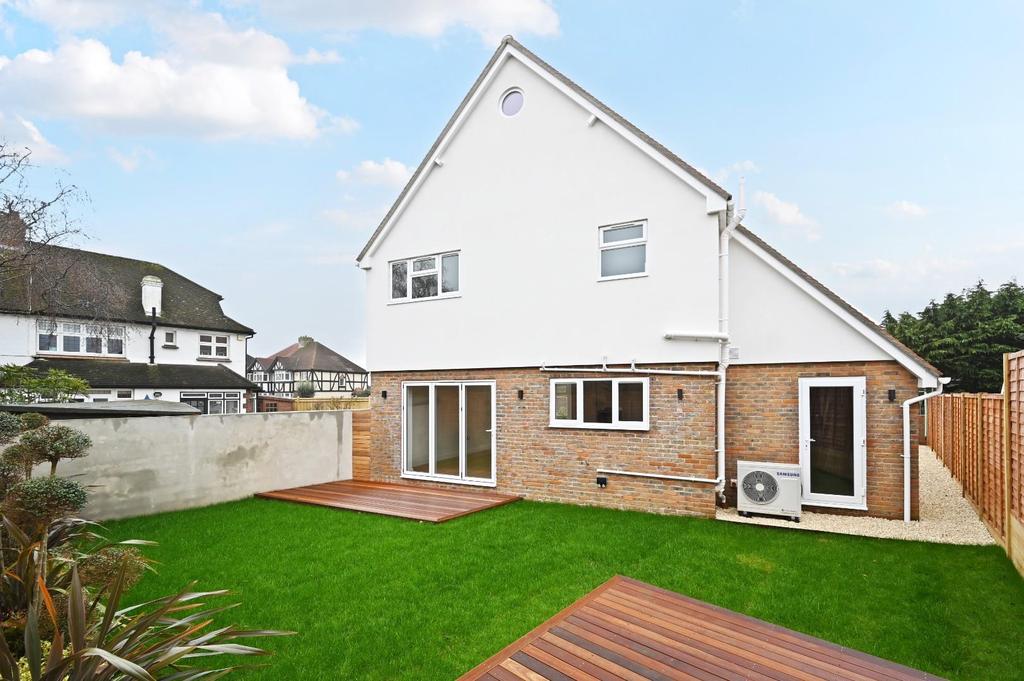 21b Holmes Avenue bn3 (36).jpg