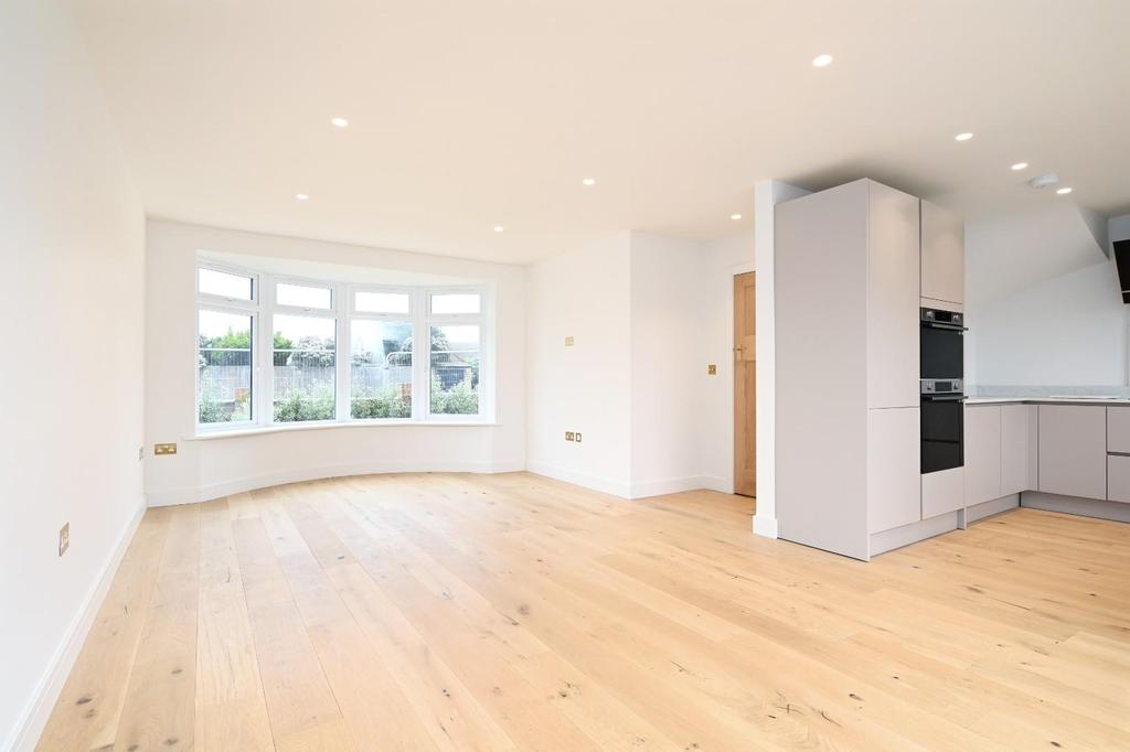21b Holmes Avenue bn3 (19).jpg
