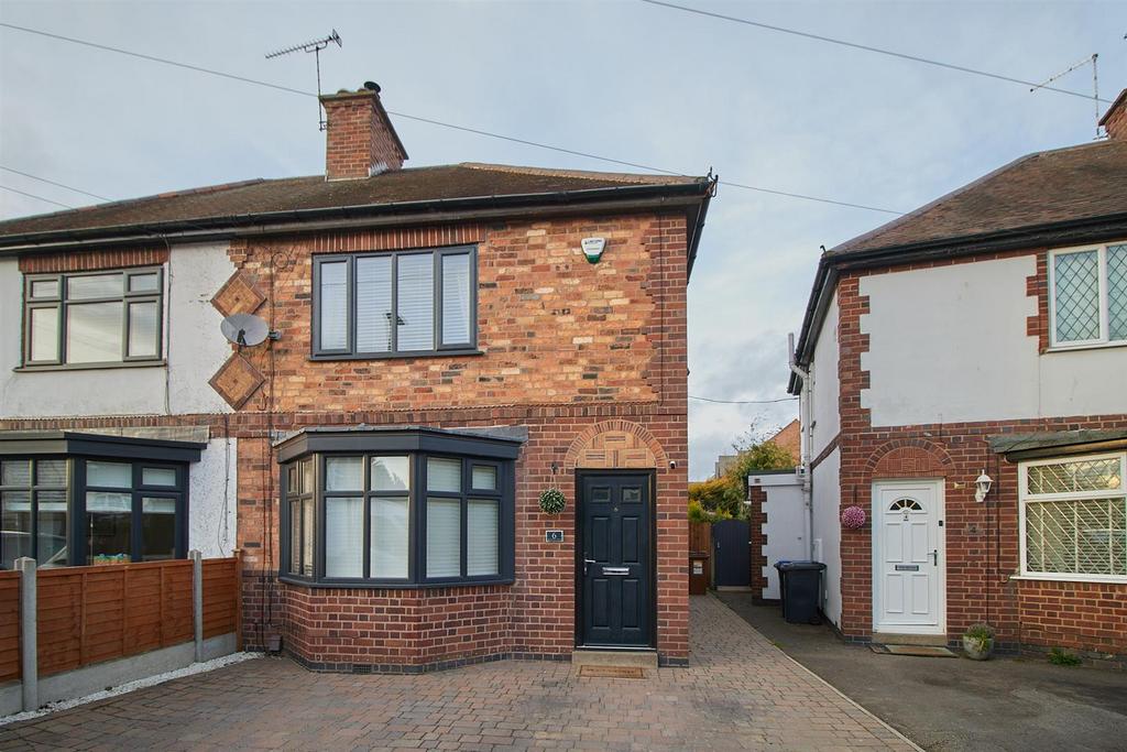 Brockhurst Avenue, Burbage 3 bed semidetached house £335,000