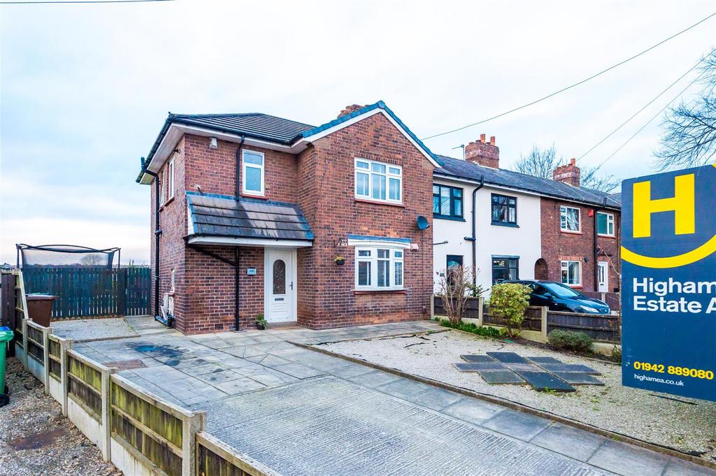 Manchester Road, Astley, Manchester 3 bed semidetached house £220,000