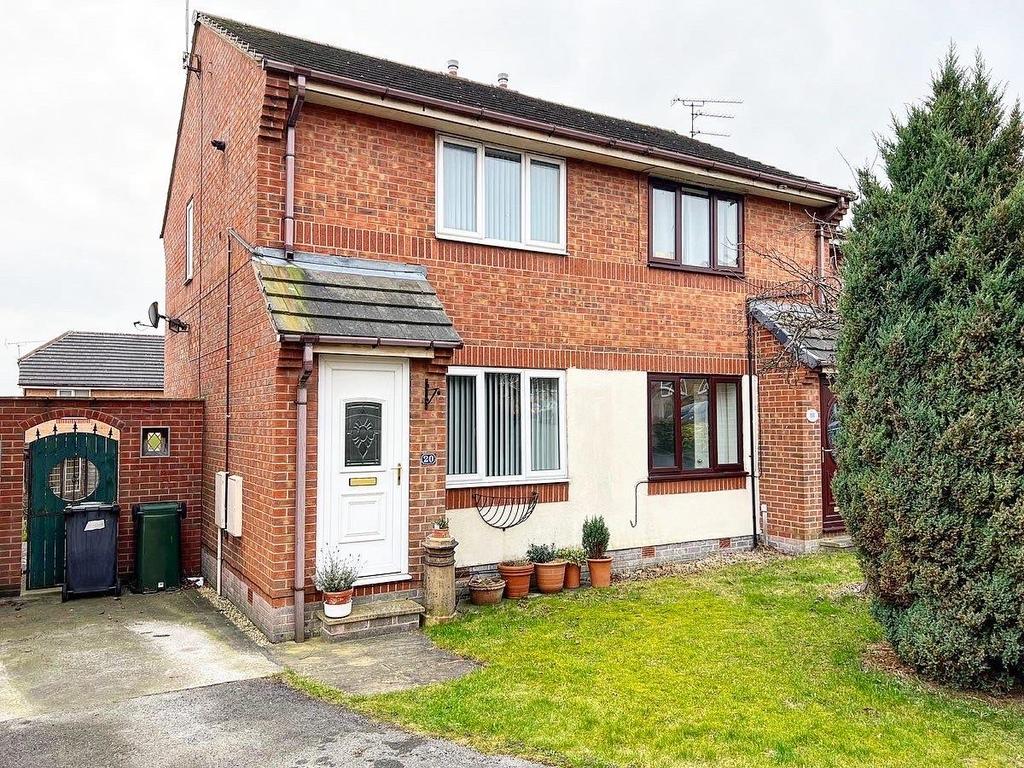 Wareham Grove, Dodworth, Barnsley 2 bed semidetached house £160,000