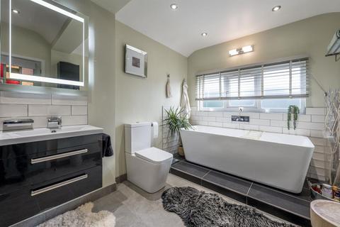 147 Barrs Road, Cradley Heath, B64 7EZ