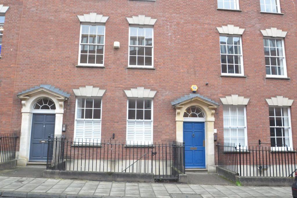Pritchard St, St Pauls, Bristol 2 bed apartment £1,450 pcm (£335 pw)